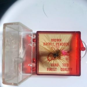 Brown hackle peacock